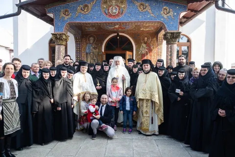 Oamenii vor fi judecaţi pentru lipsa de iubire faţă de semenii lor – Patriarhul Daniel