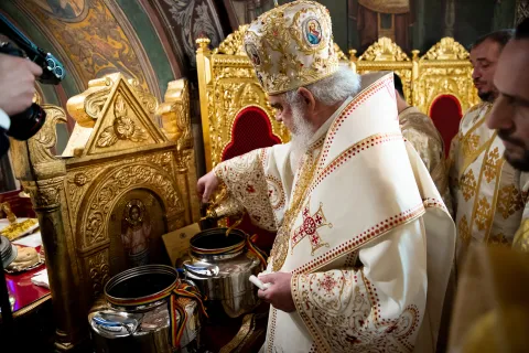 Marele Mir a fost sfinţit pentru a 22-a oară în cei 134 ani de autocefalie ai Bisericii Ortodoxe Române