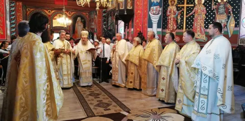 Episcopul vicar Timotei Prahoveanul a sfinţit pictura bisericii „Sf. Ier. Nicolae – Scorţeni”