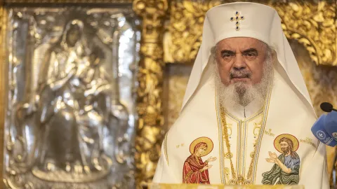 Patriarhul Daniel: Sfinții au renunțat la ceva și au primit pe Cineva care a devenit viața vieții lor