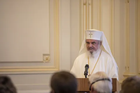 Patriarhul României: Statul democratic neutru şi cultele religioase autonome cooperează pentru binele societăţii în general