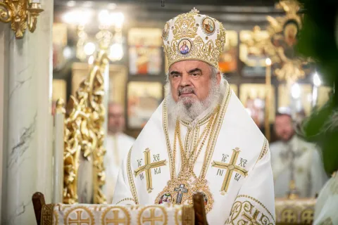 „Dumnezeu este Unul, dar nu singurătate veșnică!”
