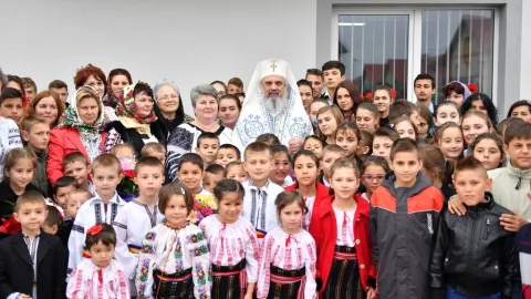 La începutul noului an şcolar, Patriarhul Daniel adresează un mesaj pentru elevi, părinţi şi cadre didactice