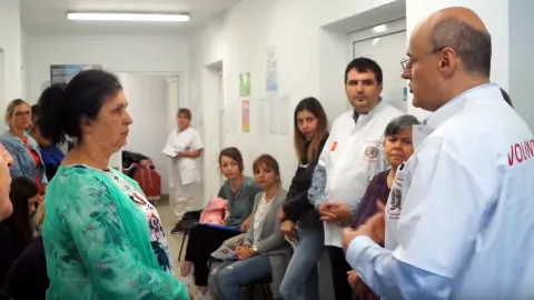 Voluntarii CMN sprijină viaţa: Prevenţie şi depistare a cancerului în satul Ghermăneşti   