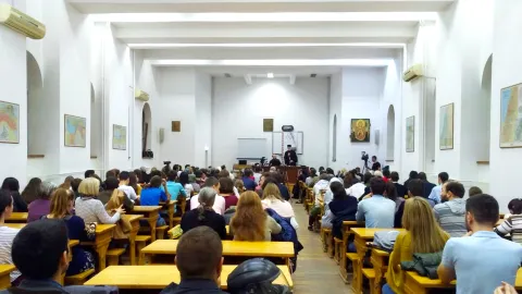 Părintele Teofil Părăian omagiat în capitală