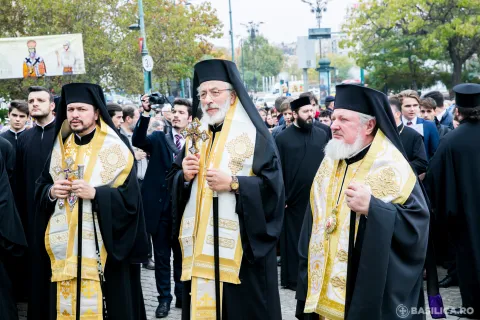 Sfânta Filofteia este un magnet duhovnicesc pentru tineri şi copii – Arhiepiscopul Calinic