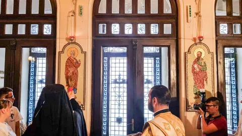 La împlinirea a 155 de ani, Colegiul ploieștean I.L. Caragiale nu și-a uitat ocrotitorii spirituali