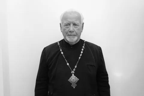 Mesajul Patriarhului Daniel la înmormântarea părintelui Traian Radu-Ionescu