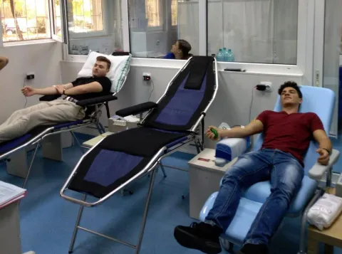 Elevii Şcolii de Subofiţeri de Pompieri din Boldeşti au donat sânge