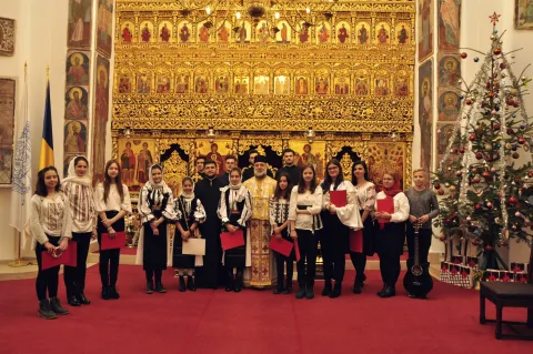 Colindători la Biserica Palatului Cotroceni