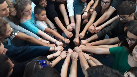 Arhiepiscopia Bucureştilor recrutează facilitatori și supraveghetori de tabără