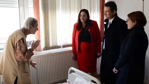 Ambasadorul Elveției, impresionat de calitatea serviciilor de îngrijiri paliative la „Sf. Nectarie”