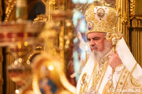 Patriarhul, în Ajunul Bobotezei despre lucrarea Sfântului Ioan. Pregătire, pocăință, schimbare etică în societate