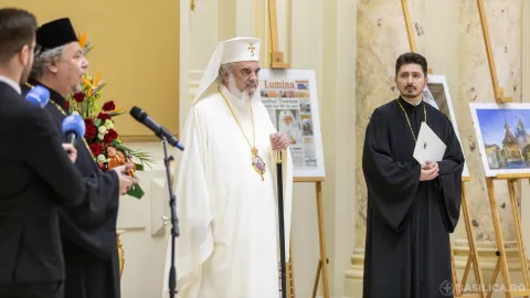 Ziarul Lumina, 15 ani: A fost deschisă o expoziție cu cele mai importante evenimente surprinse în paginile cotidianului