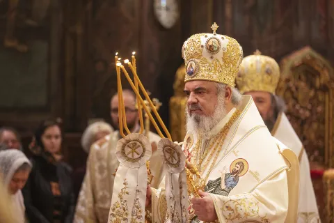 Patriarhul Daniel în Duminica Ortodoxiei: Mărturisirea dreptei credinţe deschide Cerurile