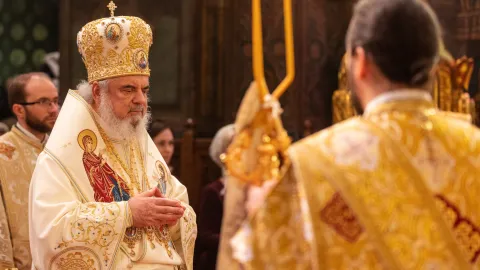 Patriarhul: Să transformăm perioada de criză medicală într-una de întărire în credință și sporire a dragostei