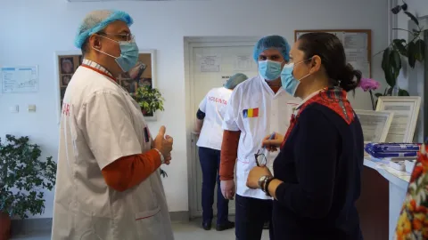 Prevenție și depistare a cancerului: Femei identificate cu leziuni ale colului uterin