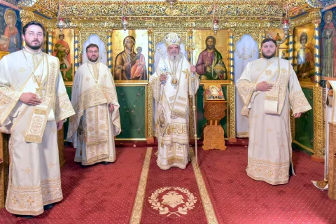 Patriarhul: Să-i cerem lui Hristos să vină la noi prin uşile încuiate uneori de îndoială şi de frică prea mare