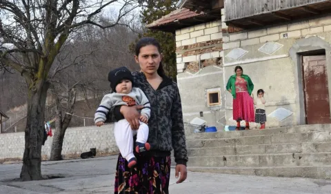 Ziua internaţională a romilor: Ce face Biserica în mod concret pentru această comunitate