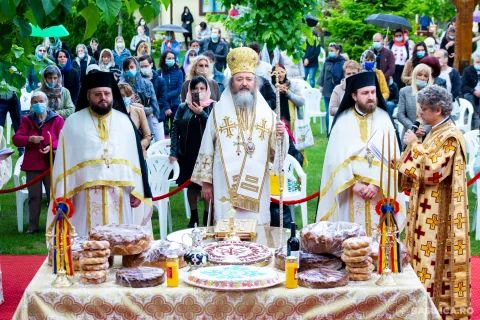 Eroii naționali pomeniţi la catedrala dedicată lor: „Martirii neamului să ne fie lumină în viaţa noastră”