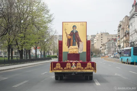 Procesiune cu sfinte moaşte în Arhiepiscopia Bucureştilor: 162 Km, 17 localităţi