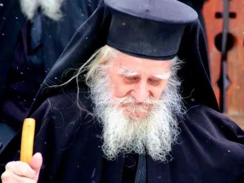 Mesajul de condoleanțe al Patriarhului la plecarea Ierom. Iacob Savin, ultimul duhovnic al Părintelui Cleopa Ilie