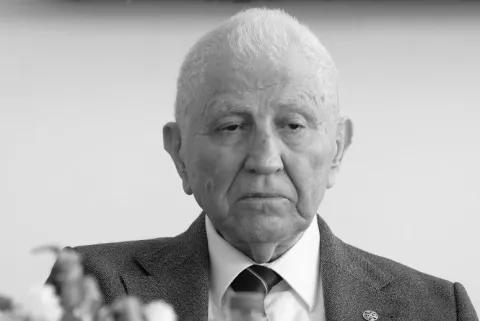 Academicianul Emilian Popescu va fi înmormântat vineri