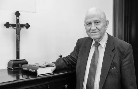 A murit Acad. Emilian Popescu