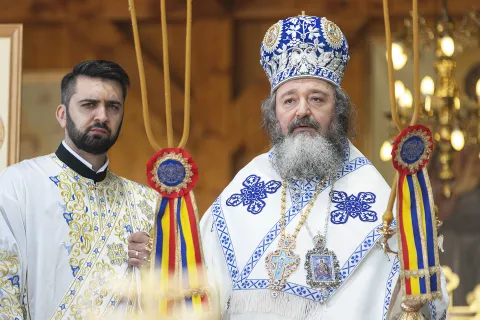 PS Ieronim la hramul Bisericii Sf. Vasile-Victoria: Jertfa pe cruce a Mântuitorului ne-a adus darul iertării