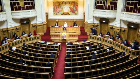 Membrii Sfântului Sinod au discutat despre „Pastoraţia familiei azi”