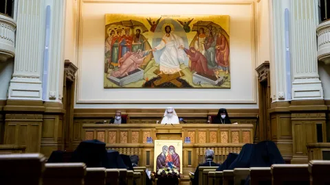 Sfântul Sinod recomandă intensificarea activităților dedicate familiei