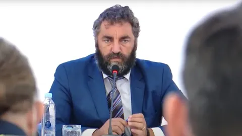 5.000 de tablete pentru elevi | Ministerul Educației apreciază implicarea Patriarhiei Române în perioada pandemiei