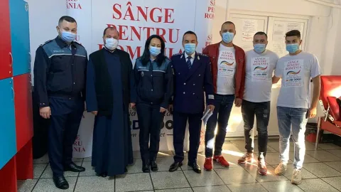 200 de clerici, credincioși și polițiști din Sectorul 6 al Capitalei donează sânge pe parcursul a trei zile