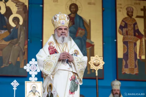 „Vă mulţumim, iubiţi pelerini. Regretăm că alţi credincioşi nu au reuşit să participe”