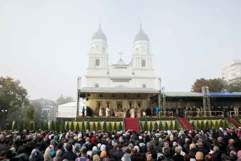 Patriarhul Daniel: Apel la coresponsabilitate şi cooperare, pentru a evita constrângeri excesive