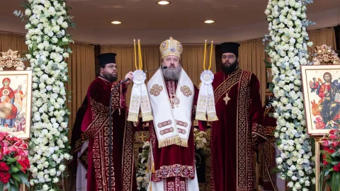 PS Timotei Prahoveanul remarcă numele Sf. Nectarie la tot mai mulți copii. „El ne învață prietenia cu Dumnezeu”