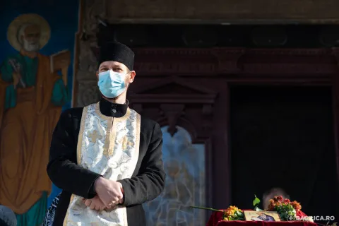 Cum sunt organizate vizitele pastorale de Crăciun și Bobotează în Arhiepiscopia Bucureștilor
