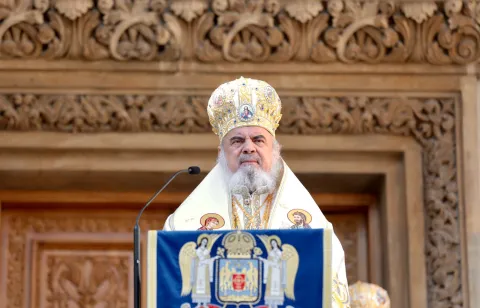 Patriarhul Daniel: Agheasma Mare ne eliberează de patimi, de duhuri rele și de situații grele