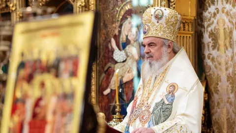 PF Daniel: Icoana este chemare la rugăciune împreună cu sfinții și înainte-vedere a Împărăției Cerurilor