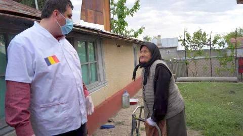 Un an de filantropie în pandemie. Ce spune coordonatorul voluntarilor de la Paraclisul CMN