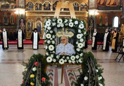 Patriarhul îşi exprimă recunoştinţa pentru contribuţia Pr. Prof. Ioan Ică senior la formarea sa teologică