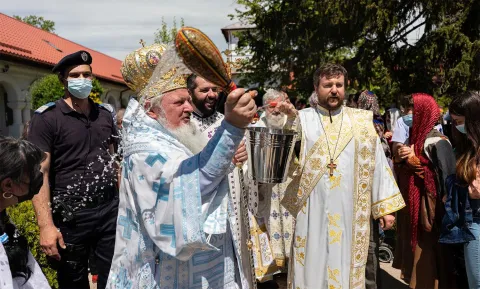 Și pentru noi Dumnezeu a pregătit multe izvoare ale tămăduirilor: PS Varlaam la Ghighiu