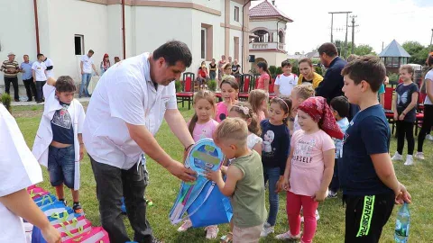 Săptămâna Copiilor: 120 de copii au primit bucurie și daruri de la Voluntarii Catedralei Naționale