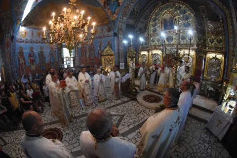 PS Timotei Prahoveanul a slujit la biserica din Mizil, unde se află un fragment din moaştele Sf. Gheorghe Pelerinul