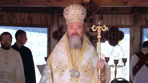 Asumarea crucii: Dumnezeu cheamă lumea la maturitate duhovnicească, spune PS Ieronim