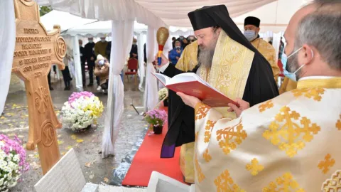 A fost pusă piatra de temelie a capelei din curtea Institutului Oncologic București