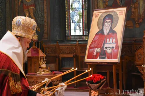 Ce ne învață sfinții ocrotitori ai diasporei: PS Timotei la Slujba Privegherii