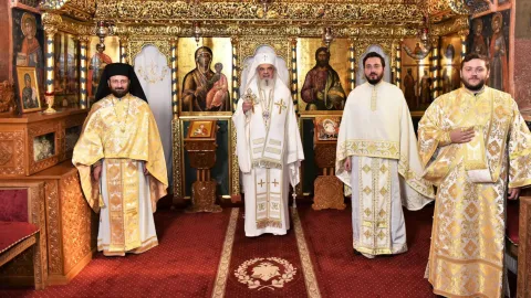 Patriarhul: La capătul puterilor, femeia bolnavă L-a întâlnit pe Iisus Care a vindecat-o
