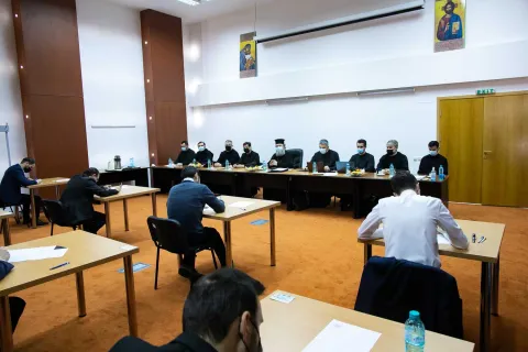PS Timotei: 80 de candidaţi pe an la examenul de capacitate preoţească arată efervescenţa vieţii bisericeşti