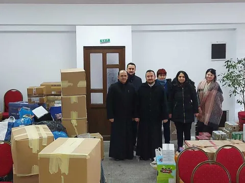 O parohie din Capitală a ajutat 100 de copii din judeţul Prahova